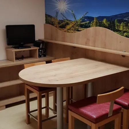 Sportpension Alpenrose 4*