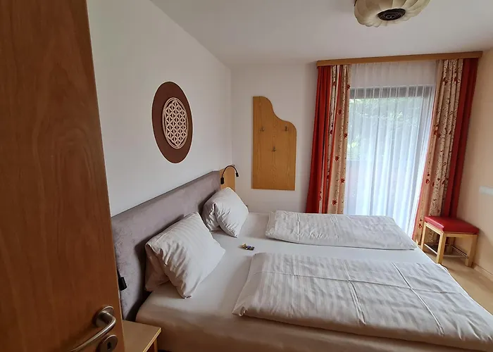 Sportpension Alpenrose Guest house 4*